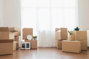 guide to decluttering before moving